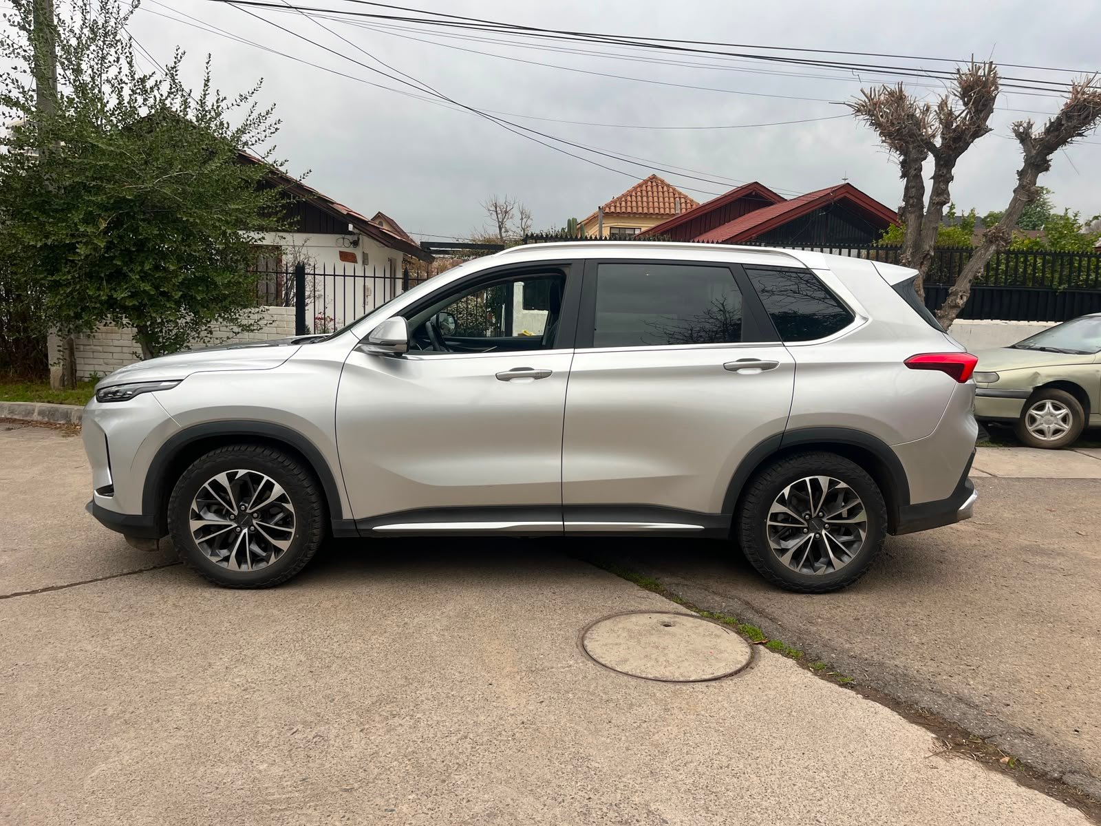 Maxus Euniq 6