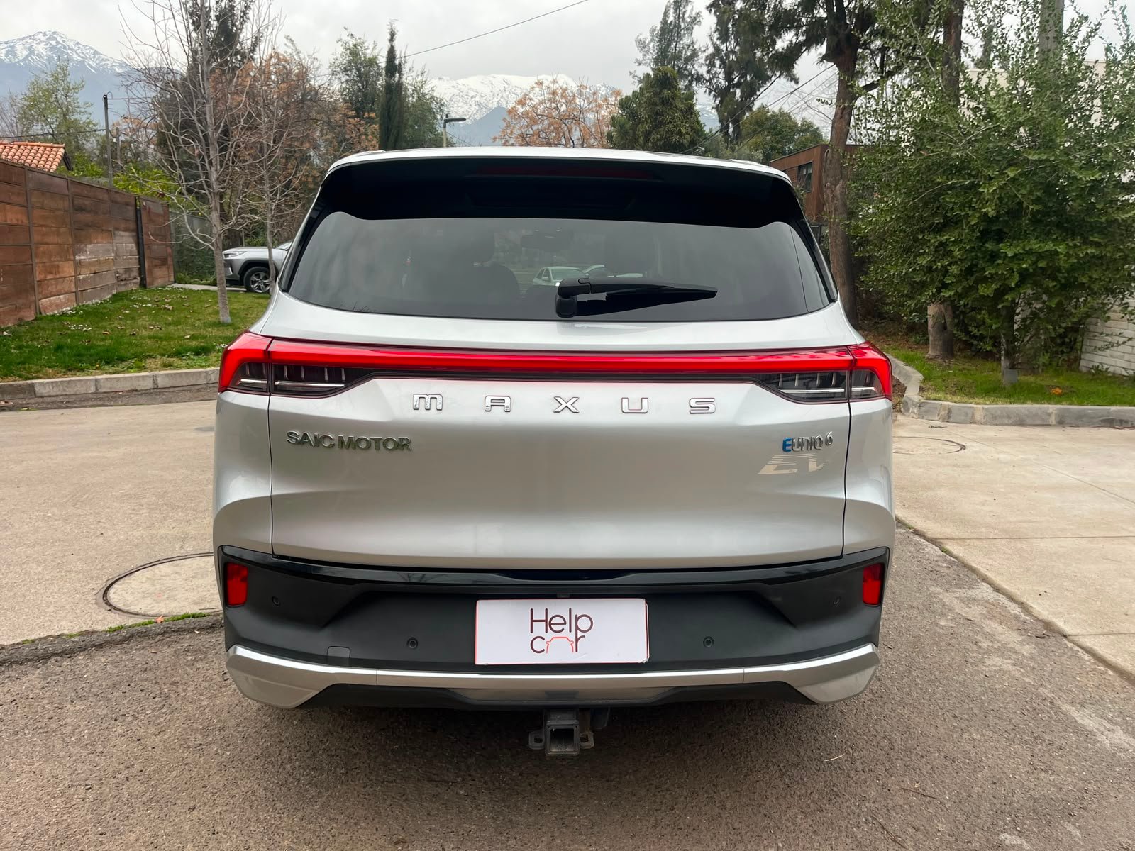 Maxus Euniq 6 — foto 3 de 28