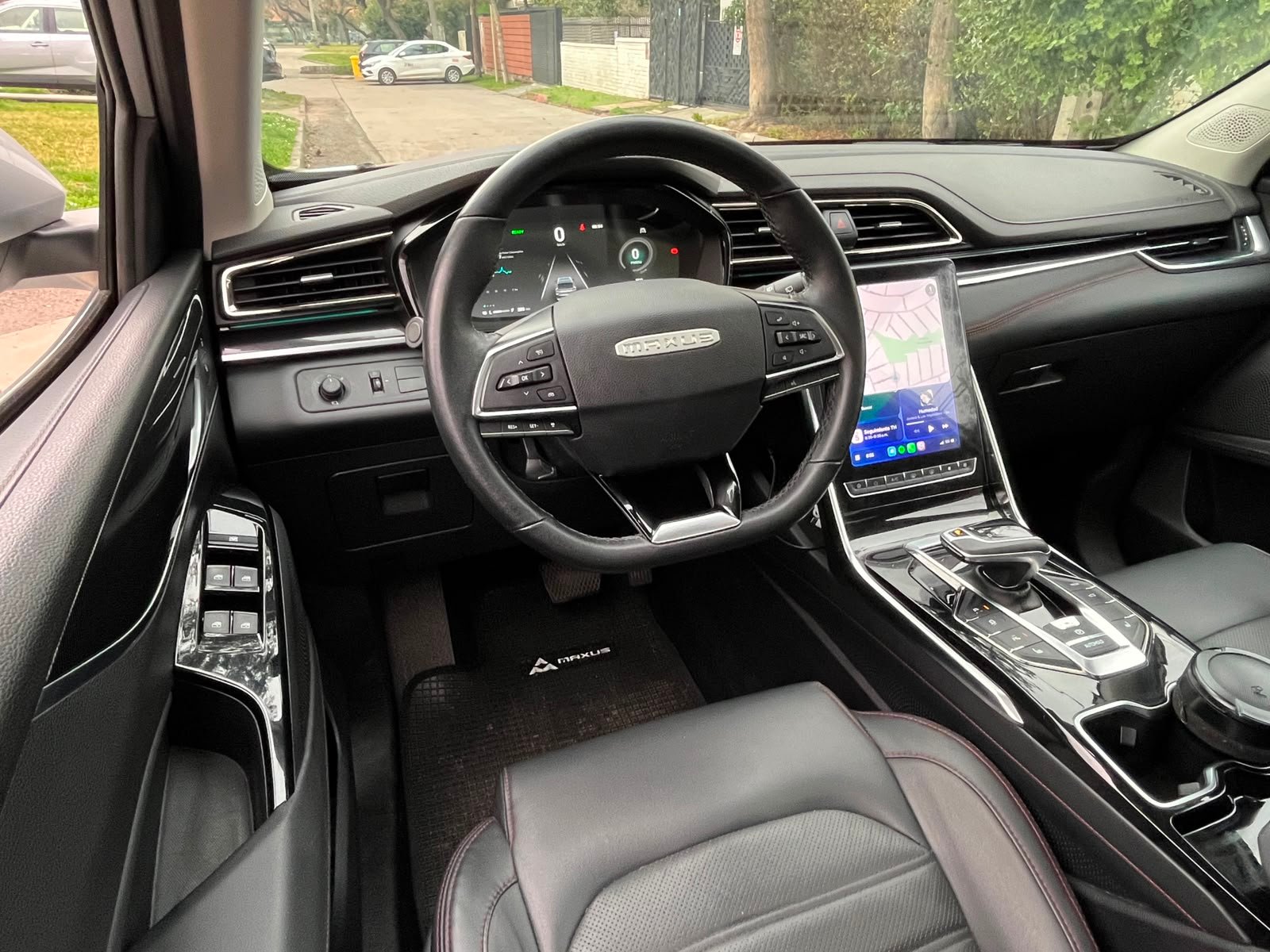Maxus Euniq 6 — foto 23 de 28