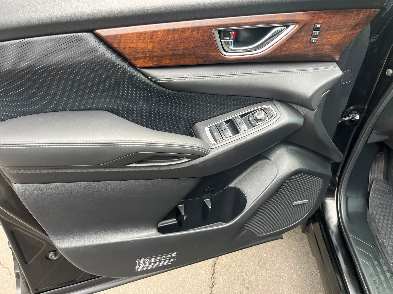 Subaru Evoltis — foto 23 de 32