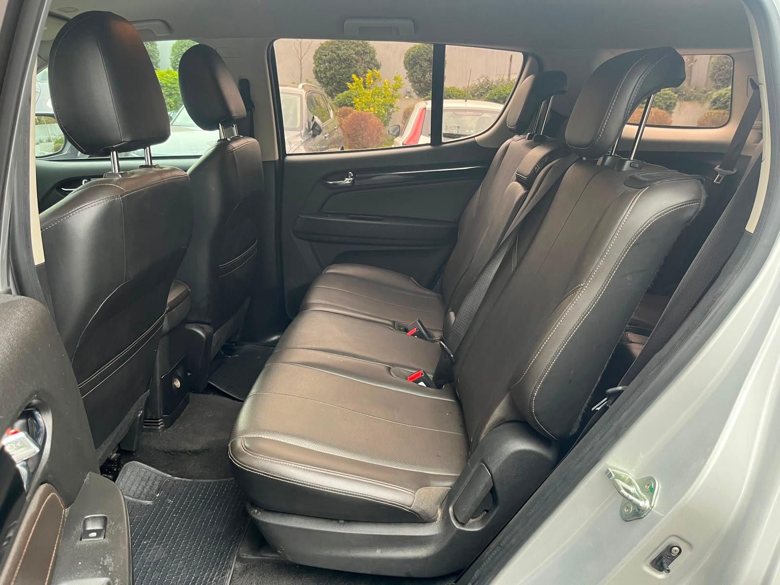 Chevrolet Trailbazer — foto 9 de 33