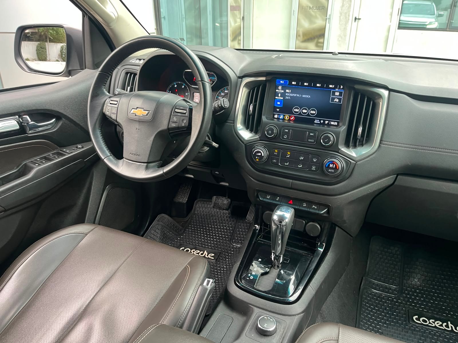 Chevrolet Trailbazer — foto 31 de 33