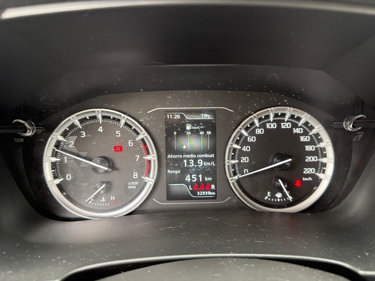 Suzuki Grand Vitara — foto 11 de 26