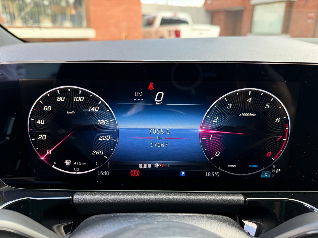 Mercedes-Benz Gla200 — foto 11 de 26