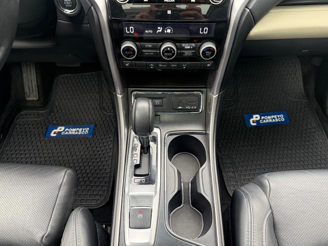 Subaru Evoltis — foto 14 de 28