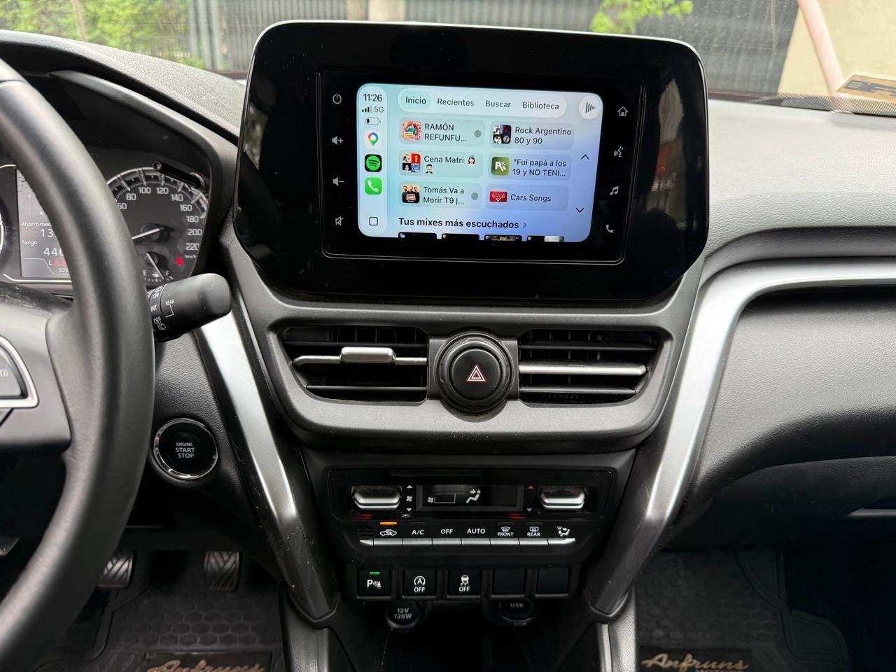 Suzuki Grand Vitara — foto 15 de 26