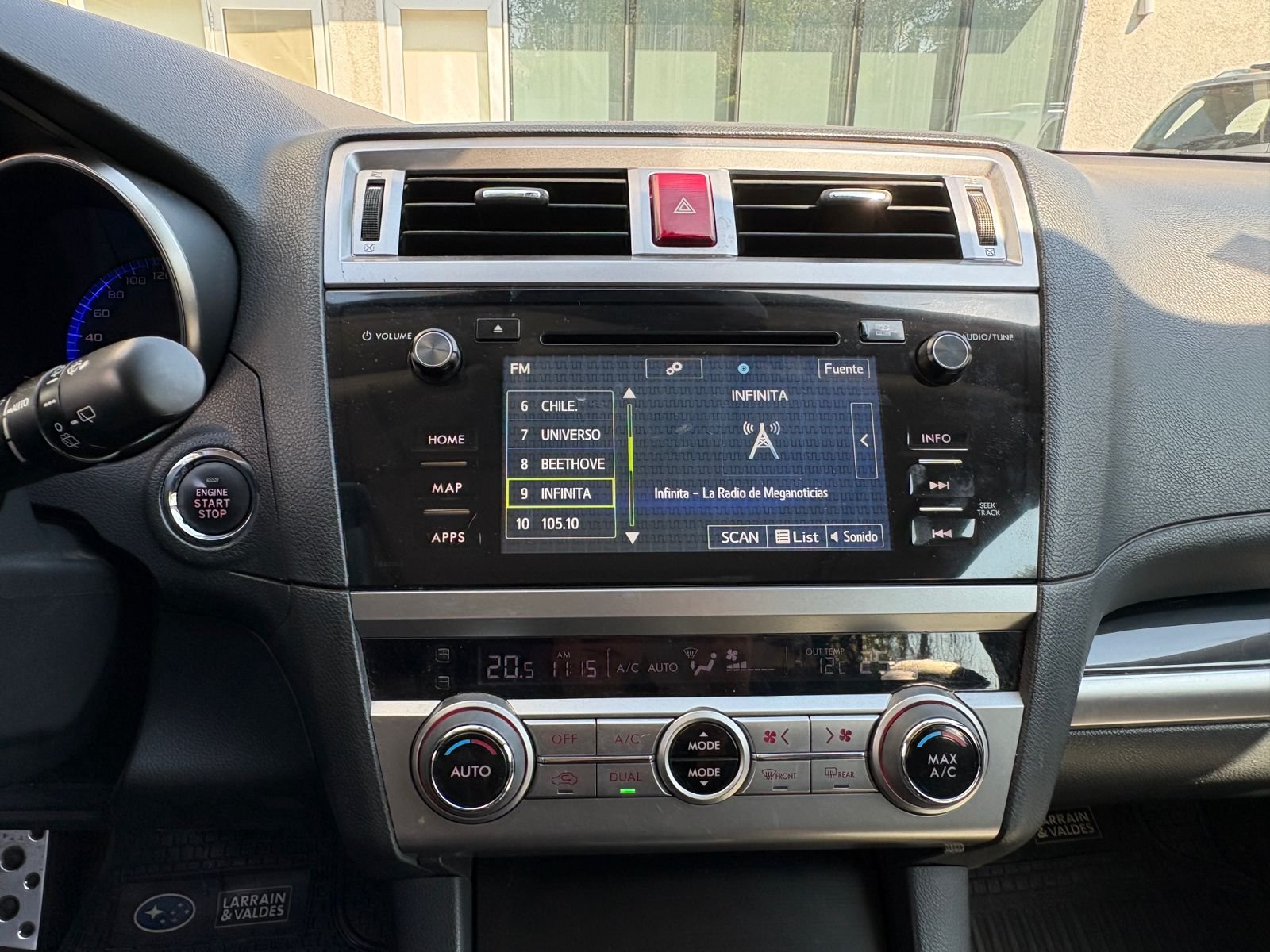Subaru Outback — foto 16 de 27