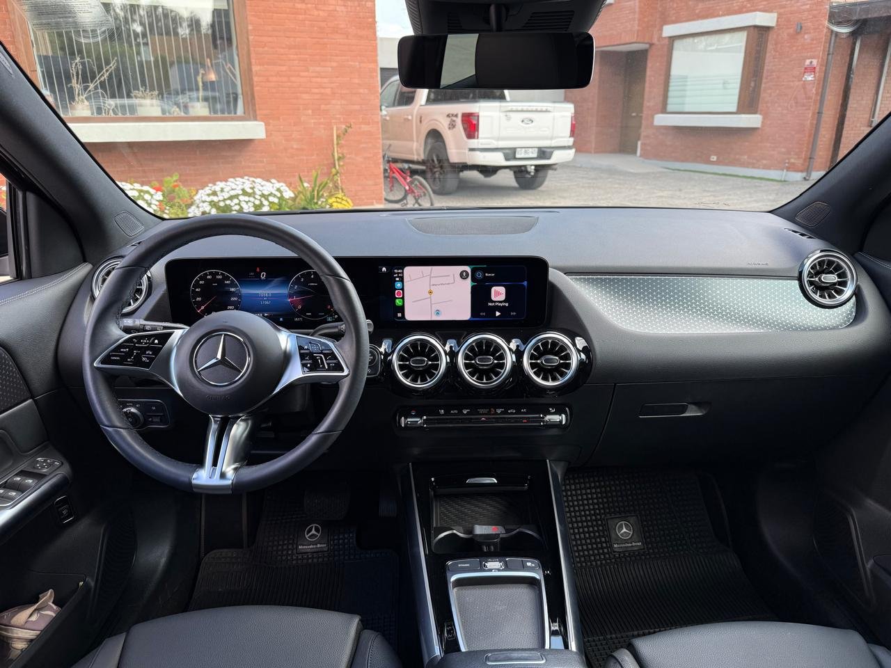 Mercedes-Benz Gla200 — foto 15 de 26