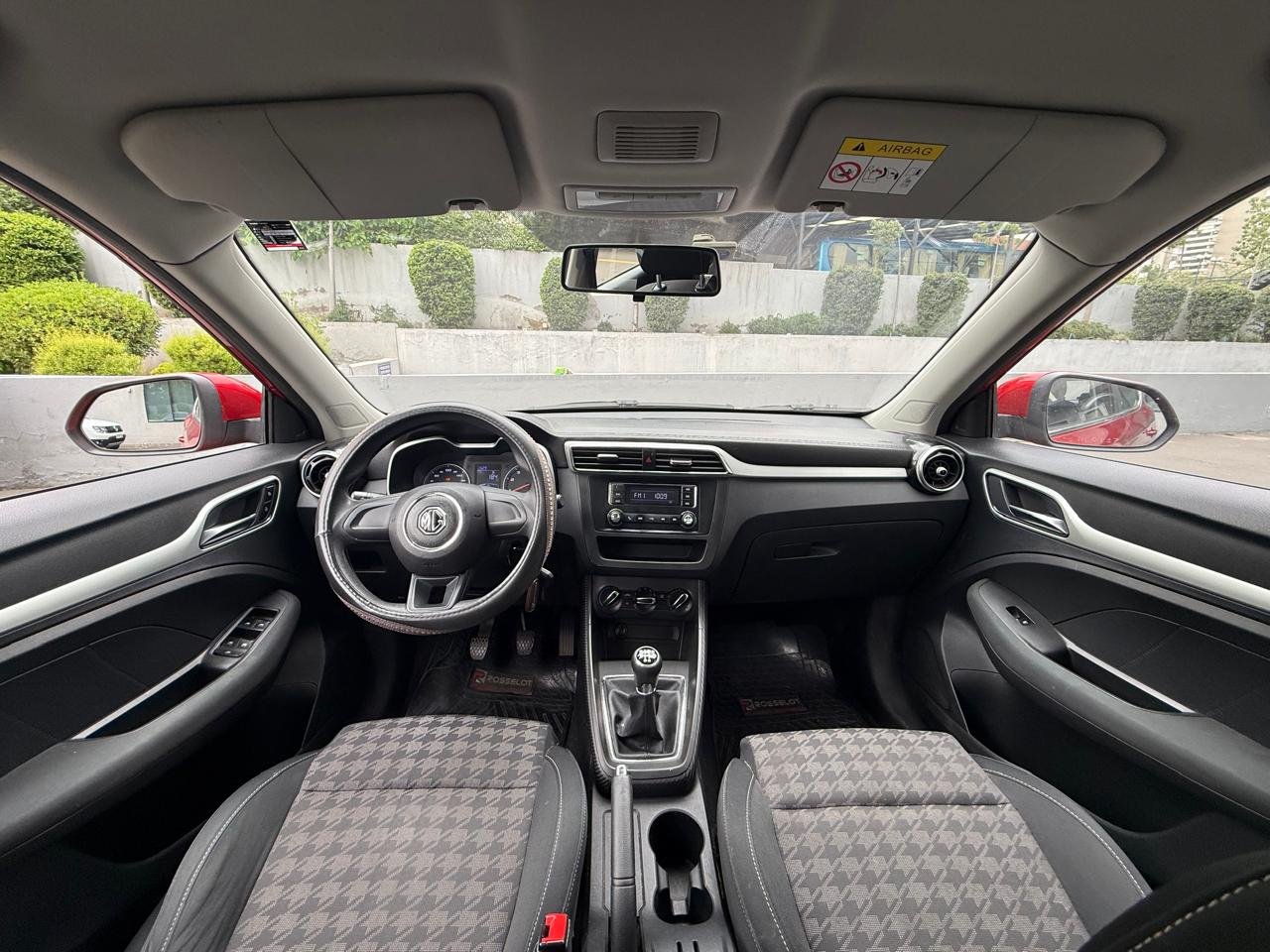 MG Zs — foto 16 de 23