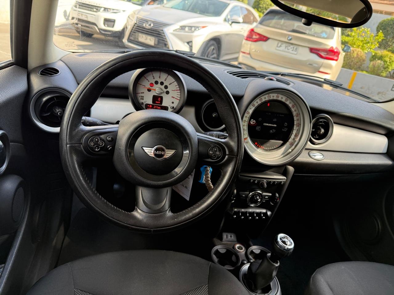 MINI Cooper — foto 17 de 27