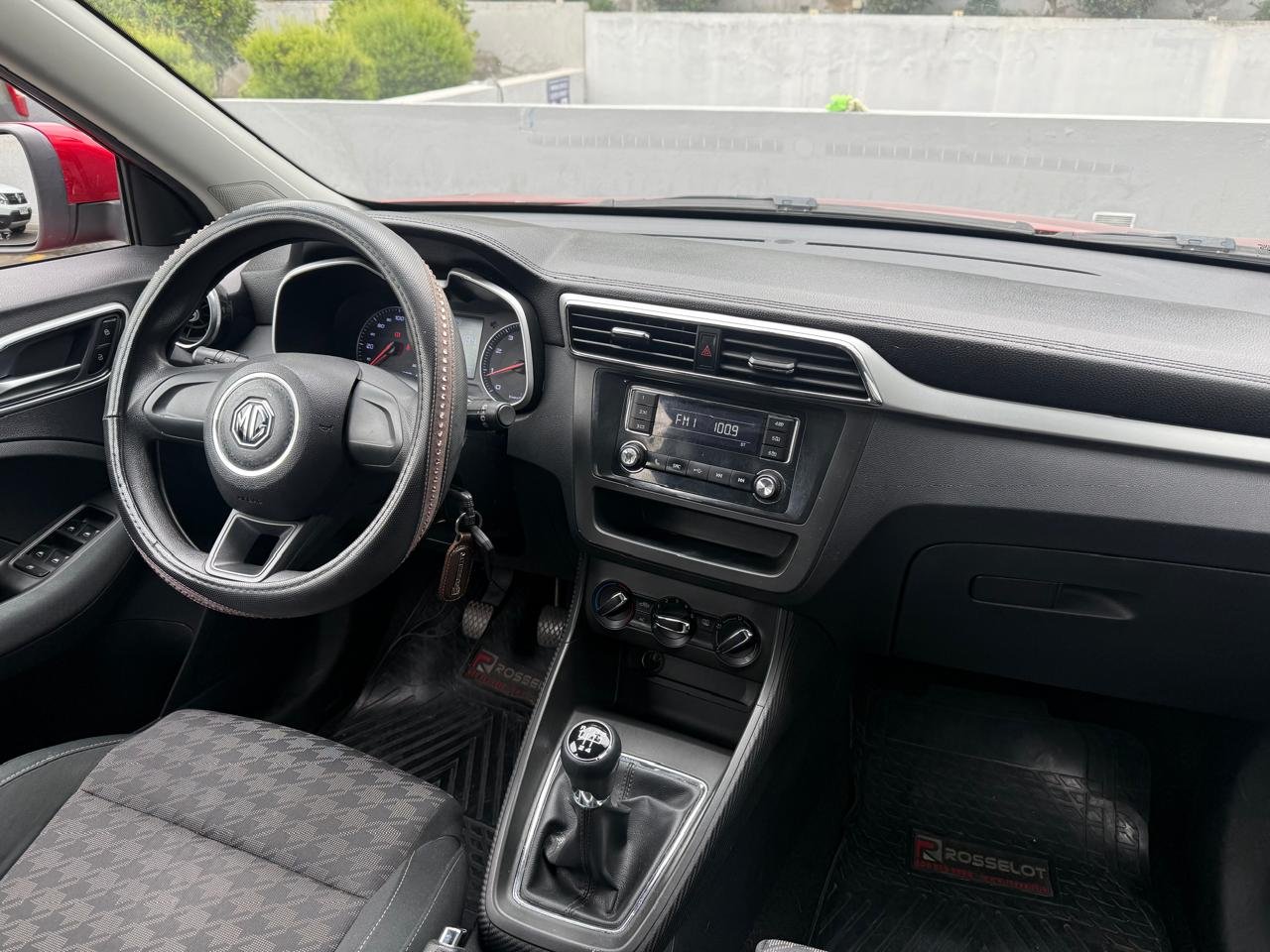 MG Zs — foto 17 de 23