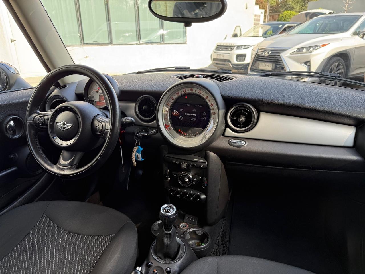 MINI Cooper — foto 18 de 27