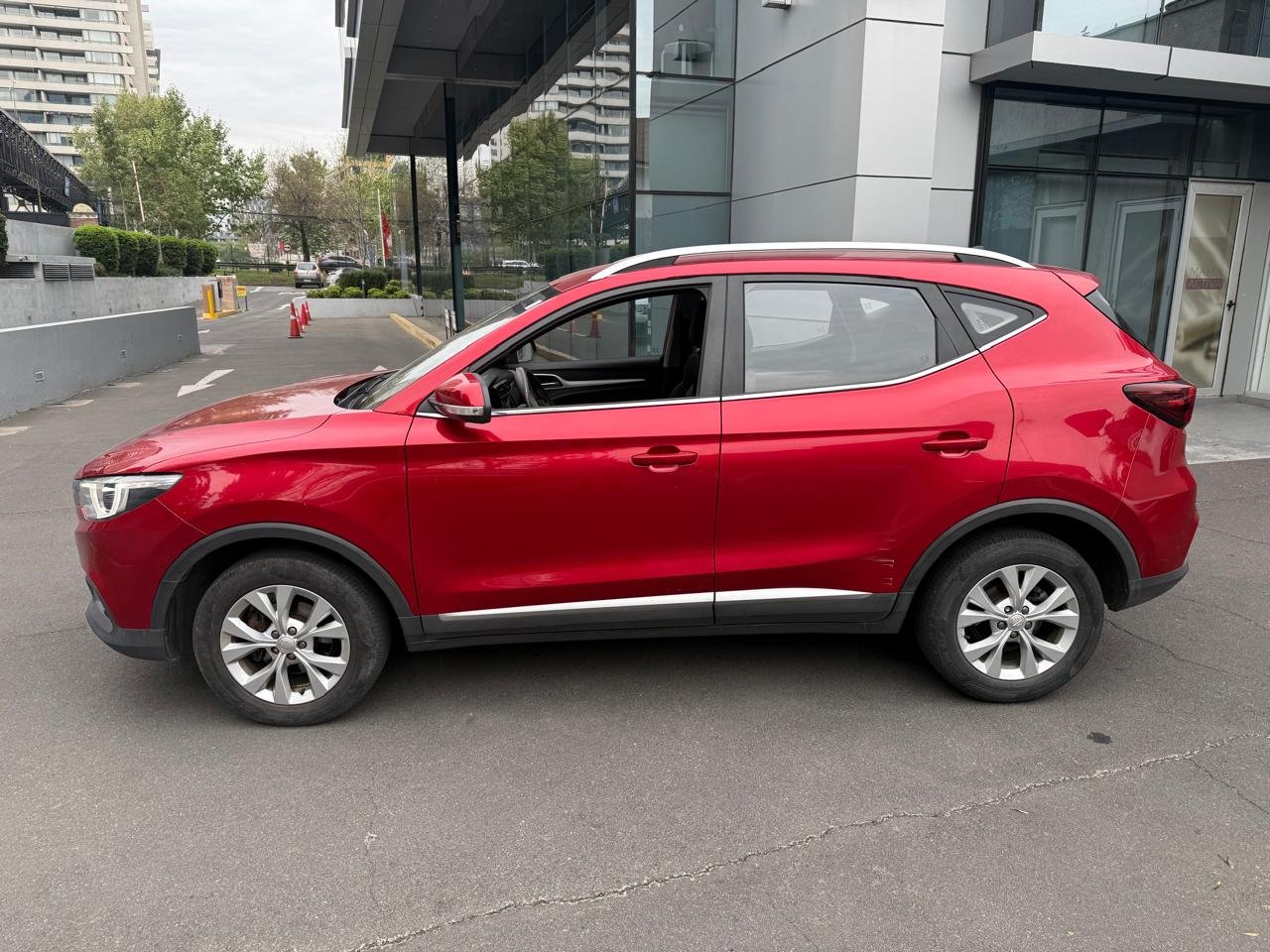 MG Zs