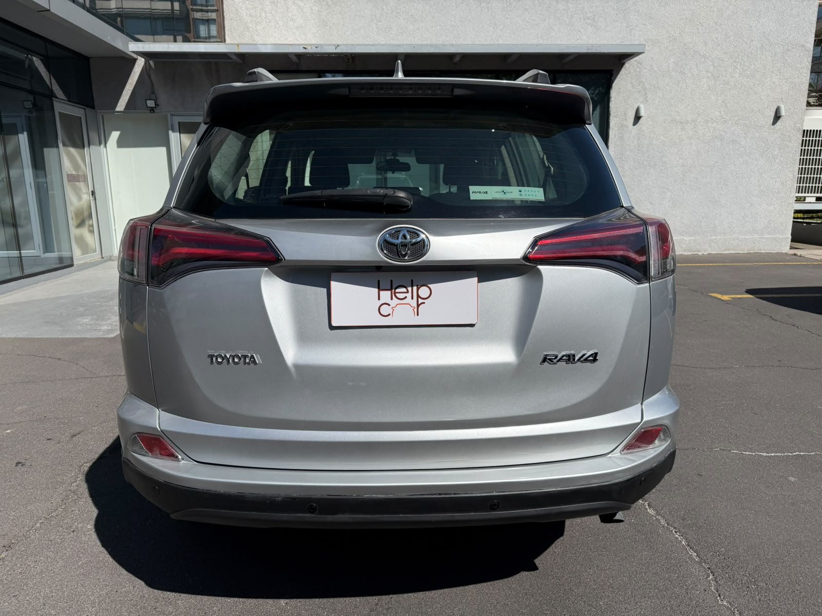 Toyota RAV4 — foto 3 de 25