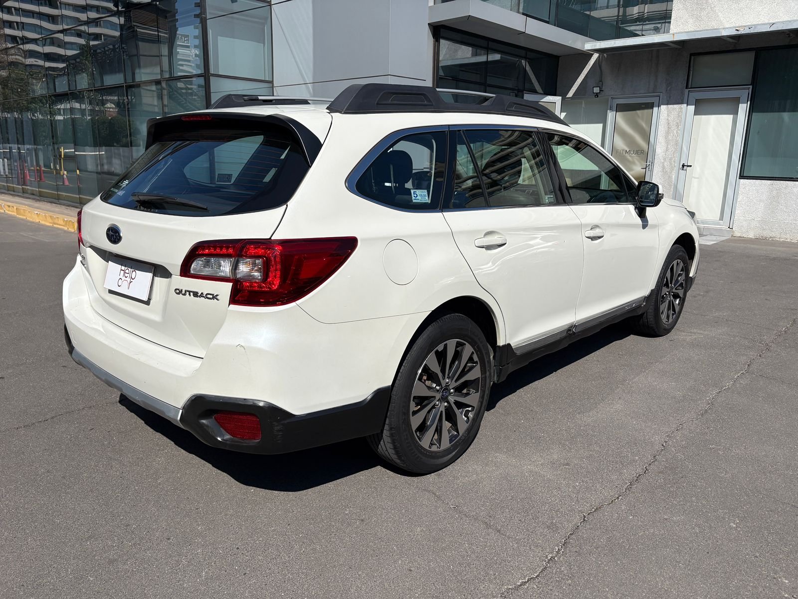 Subaru Outback — foto 5 de 27