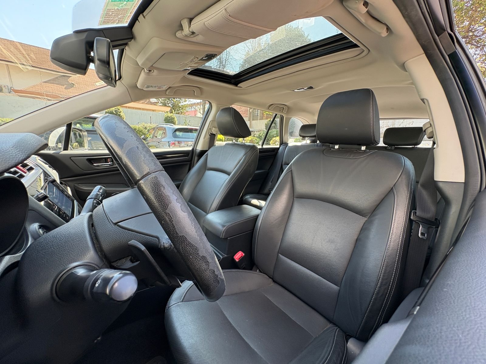 Subaru Outback — foto 8 de 27