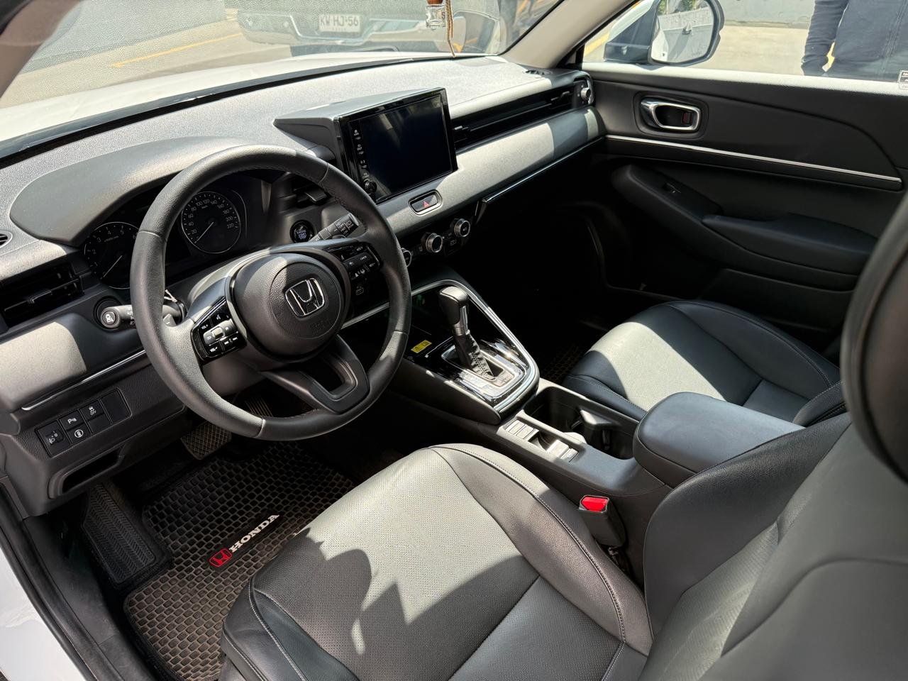 Honda HR-V — foto 8 de 23