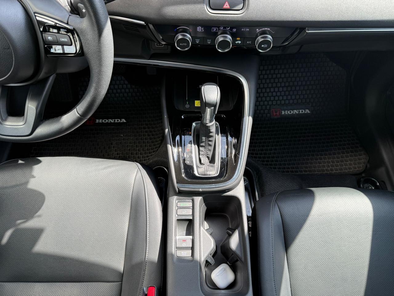 Honda HR-V — foto 15 de 23
