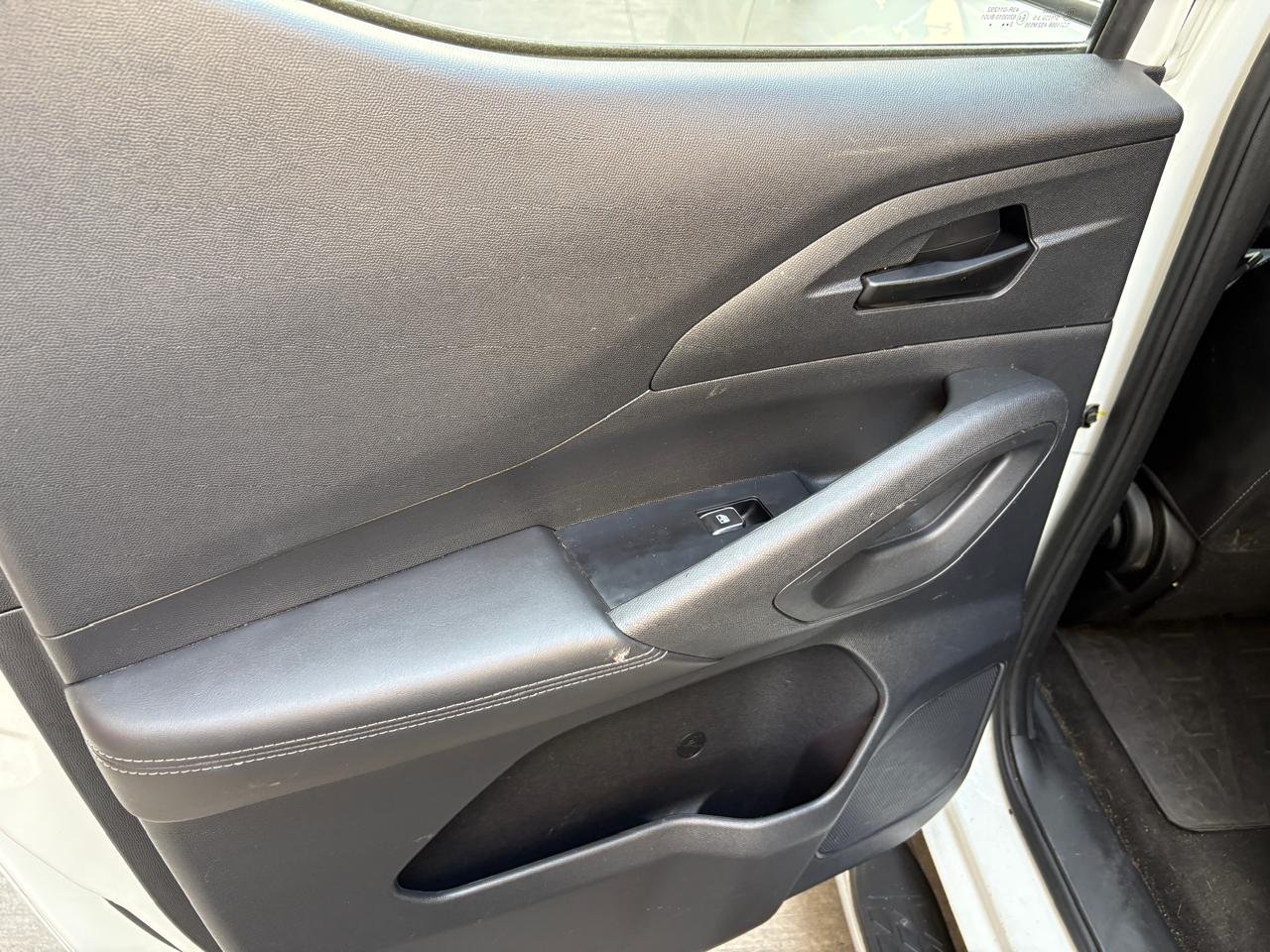 Peugeot Landtrek — foto 22 de 26