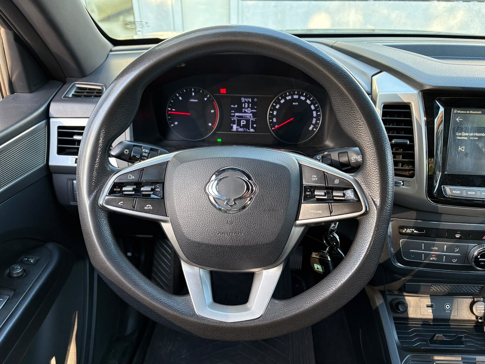 SsangYong Musso — foto 13 de 28