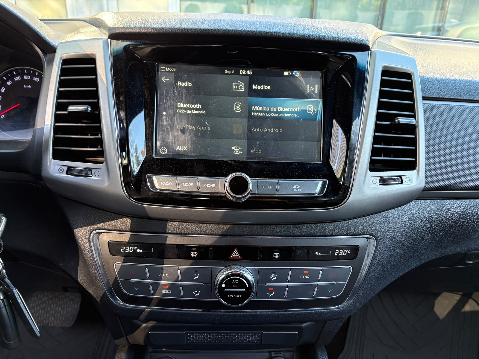 SsangYong Musso — foto 14 de 28