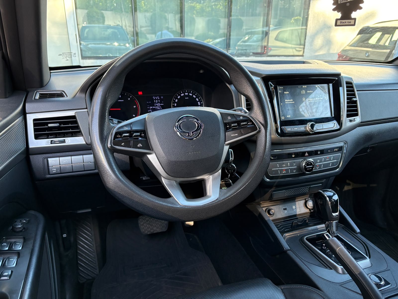 SsangYong Musso — foto 22 de 28