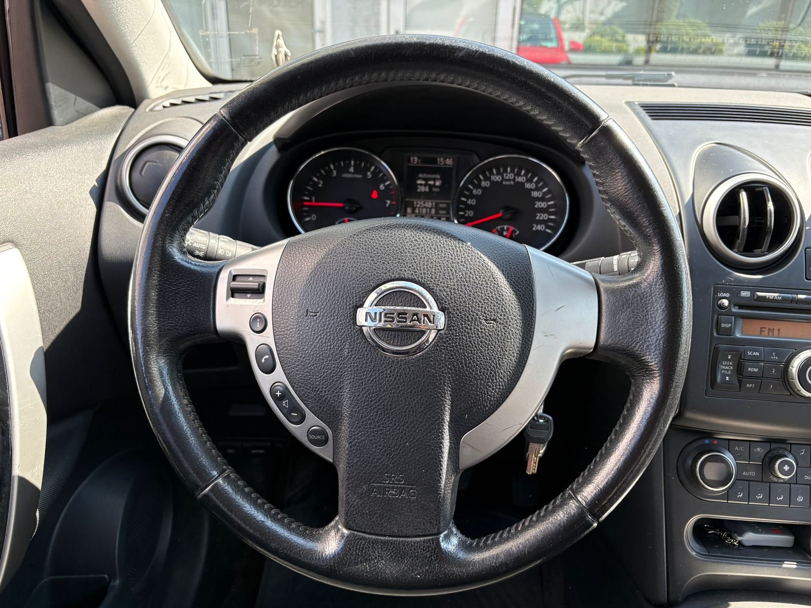 Nissan Qashqai — foto 14 de 29