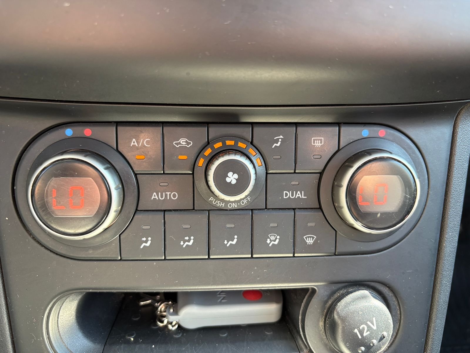 Nissan Qashqai — foto 23 de 29