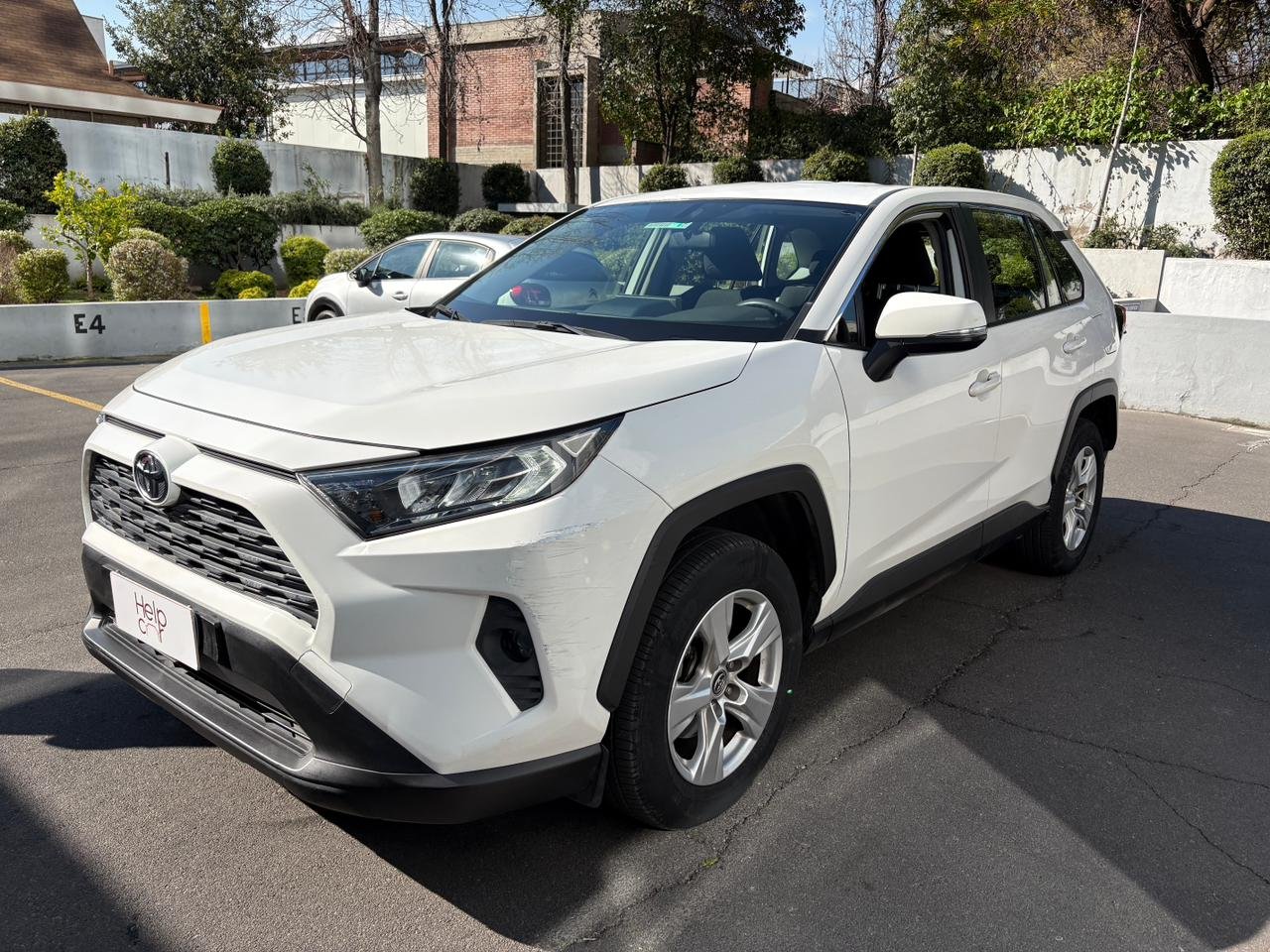 Toyota RAV4 — foto 24 de 24