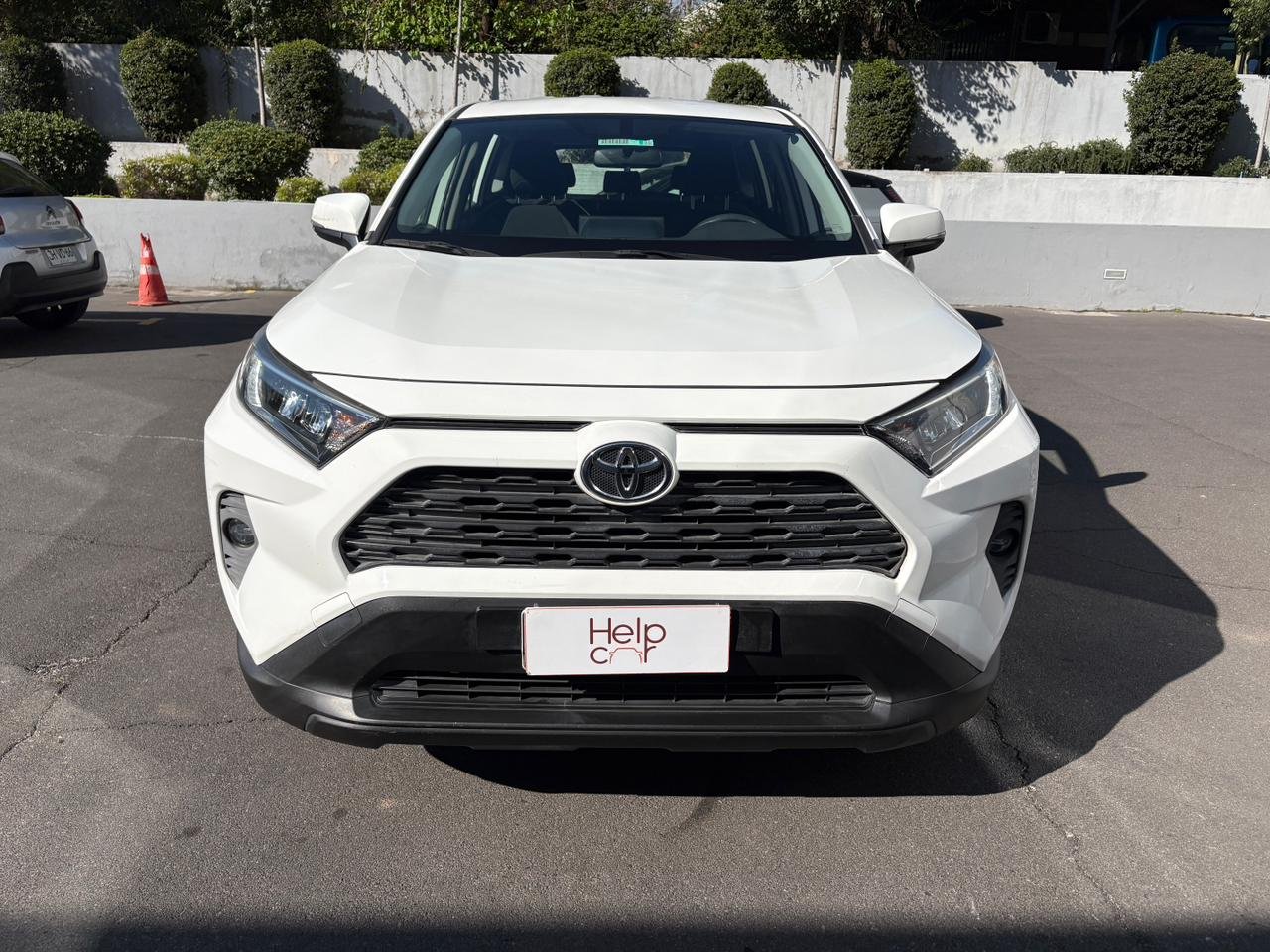Toyota RAV4 — foto 7 de 24
