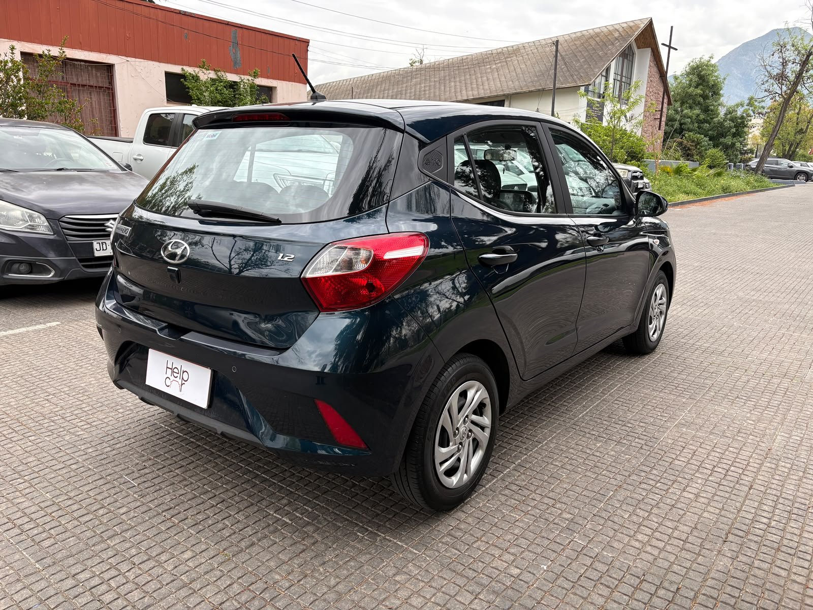 Hyundai Grand I10 — foto 4 de 27