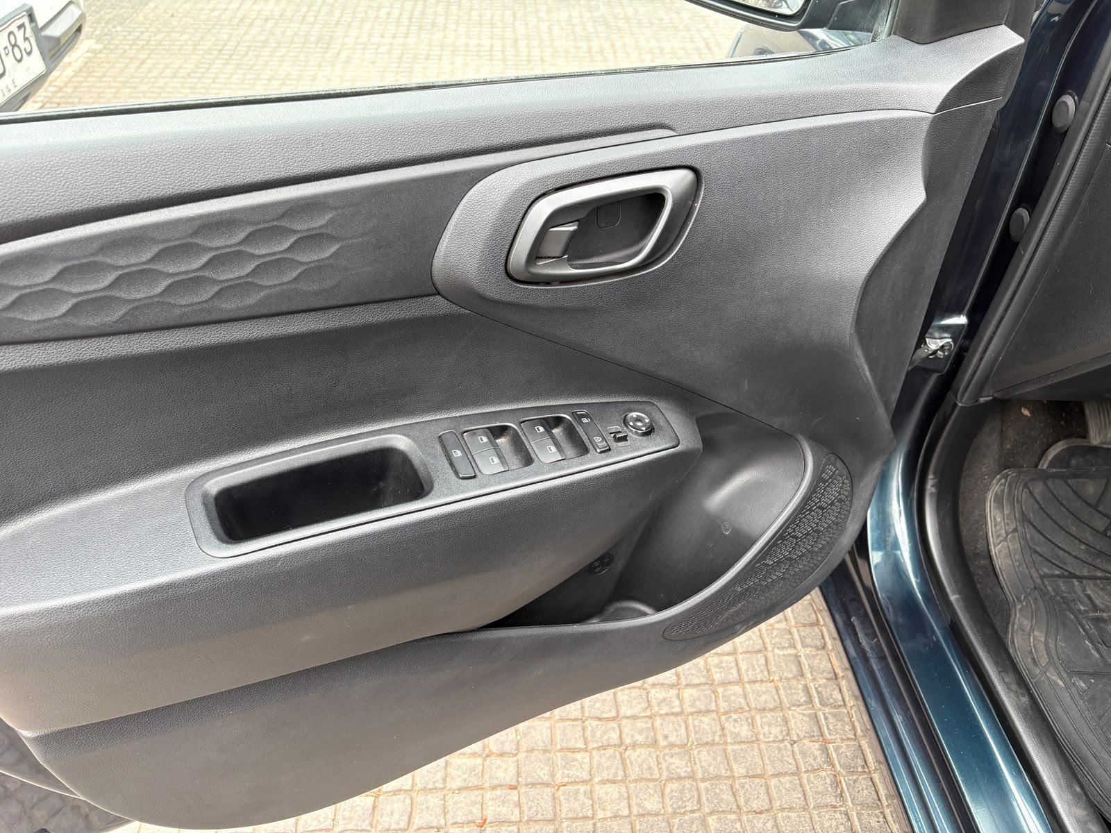 Hyundai Grand I10 — foto 16 de 27
