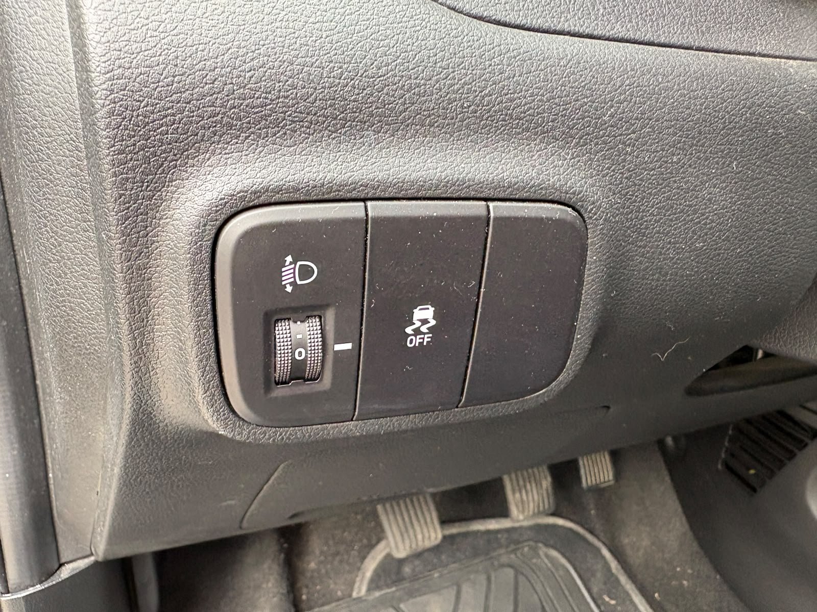 Hyundai Grand I10 — foto 21 de 27