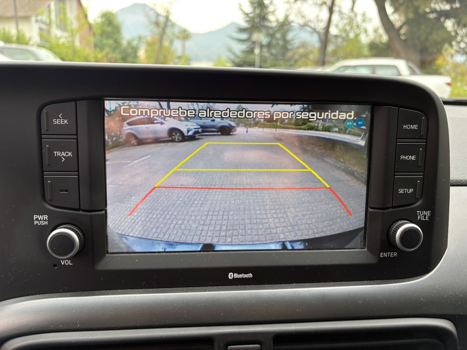 Hyundai Grand I10 — foto 23 de 27