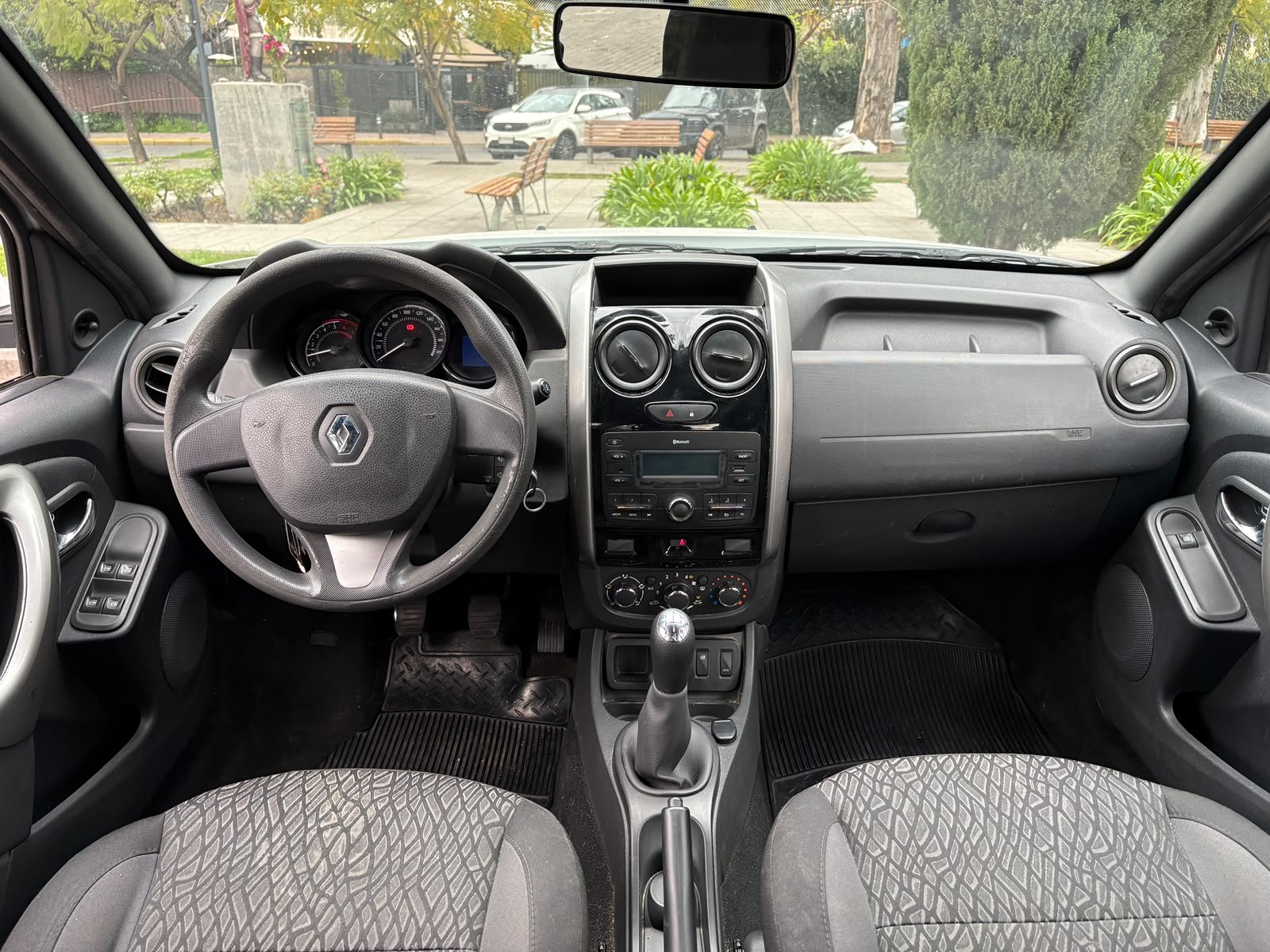 Renault Oroch — foto 11 de 28