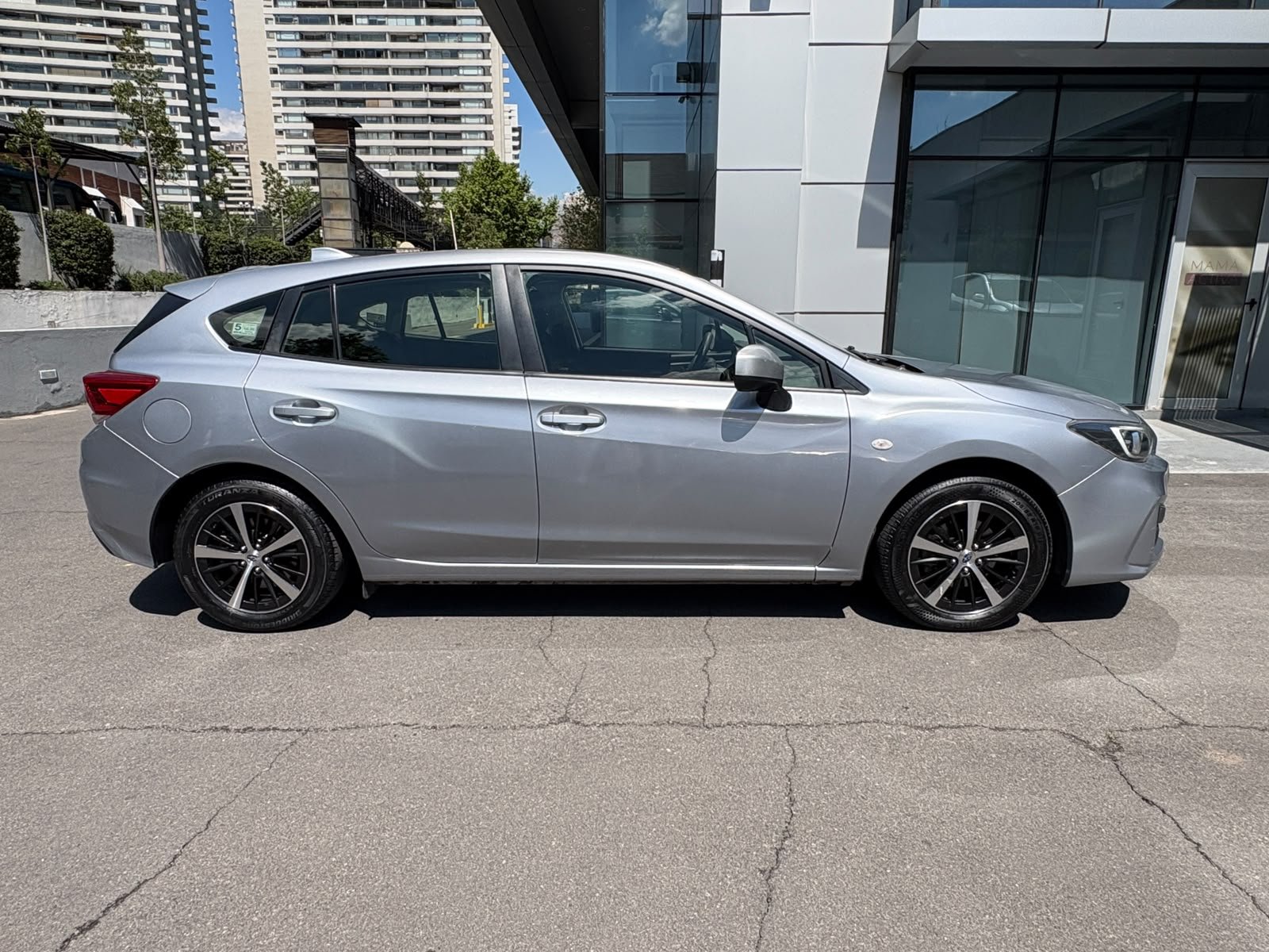 Subaru Impreza — foto 5 de 26