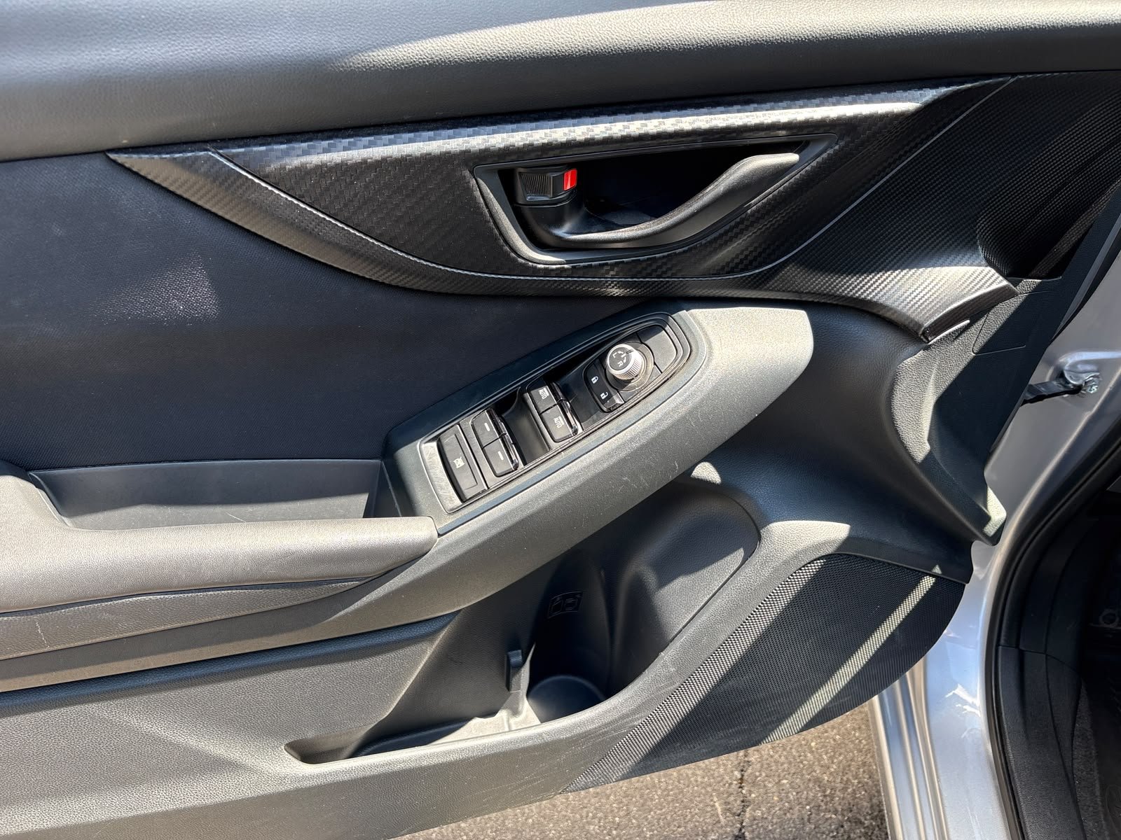 Subaru Impreza — foto 16 de 26