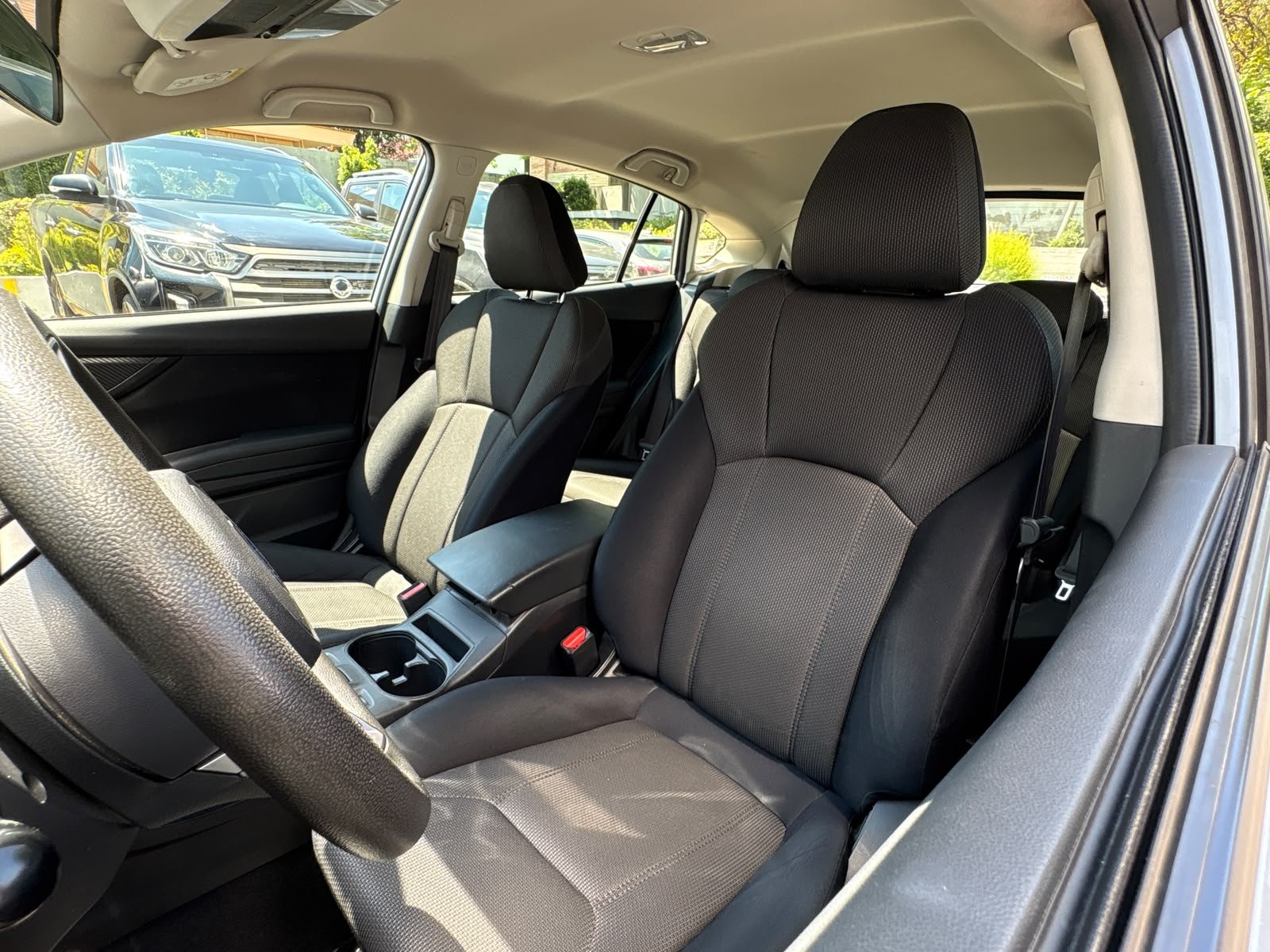 Subaru Impreza — foto 18 de 26
