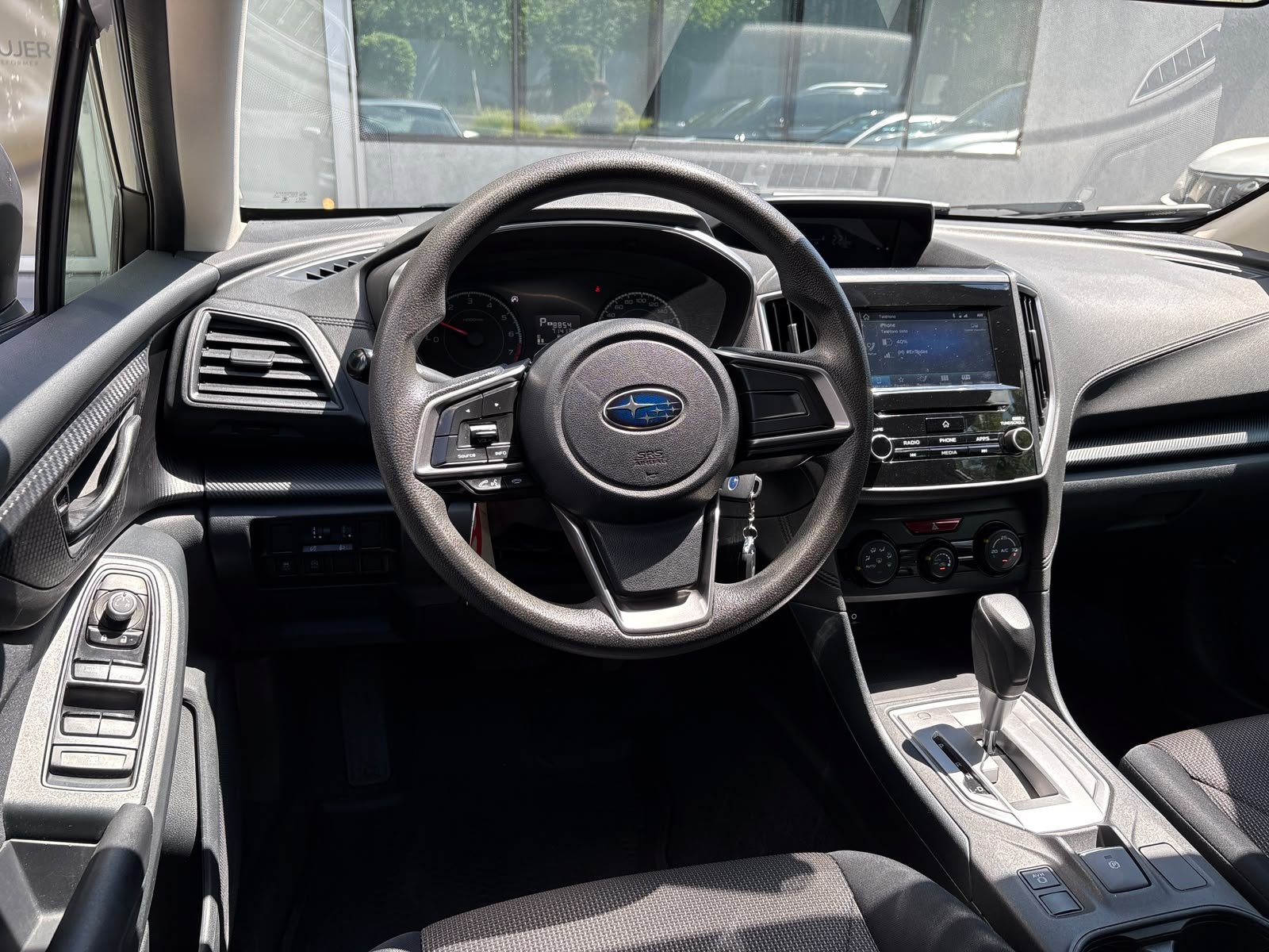 Subaru Impreza — foto 25 de 26